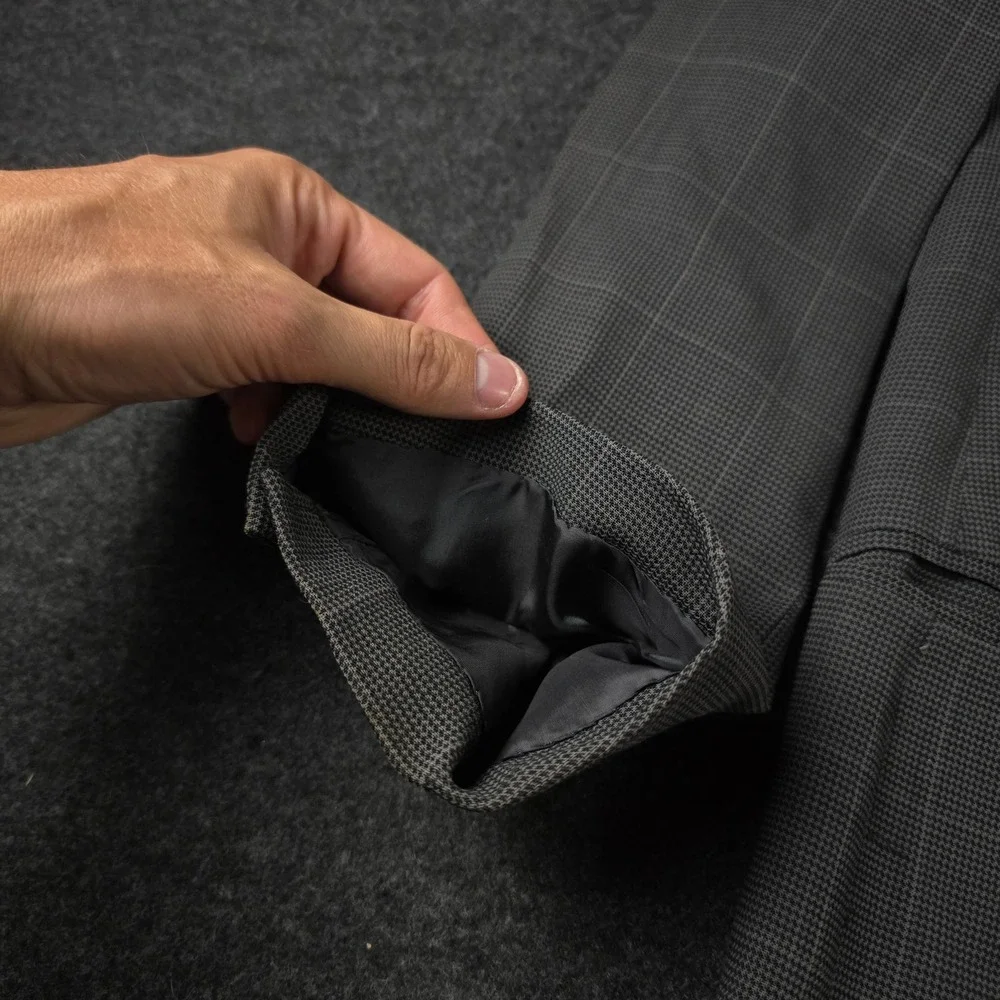 Armani Collezioni Gray Windowpane Blazer Wool 3 Button Jacket Men's 44L